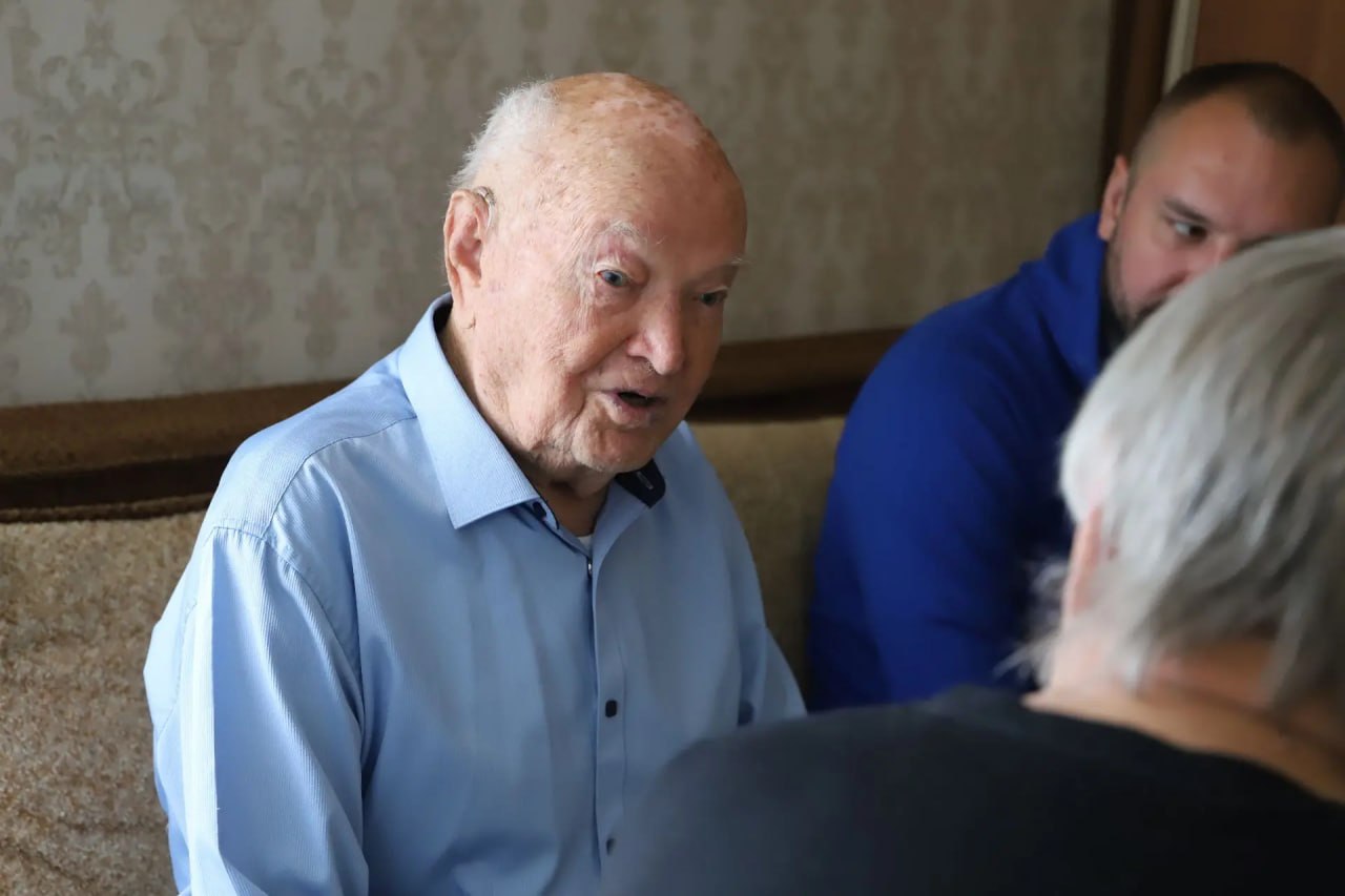 Фотография к публикации «Видел войну. Строил мир. Живёт на полную: Сто лет мудрости от ветерана Курской битвы»