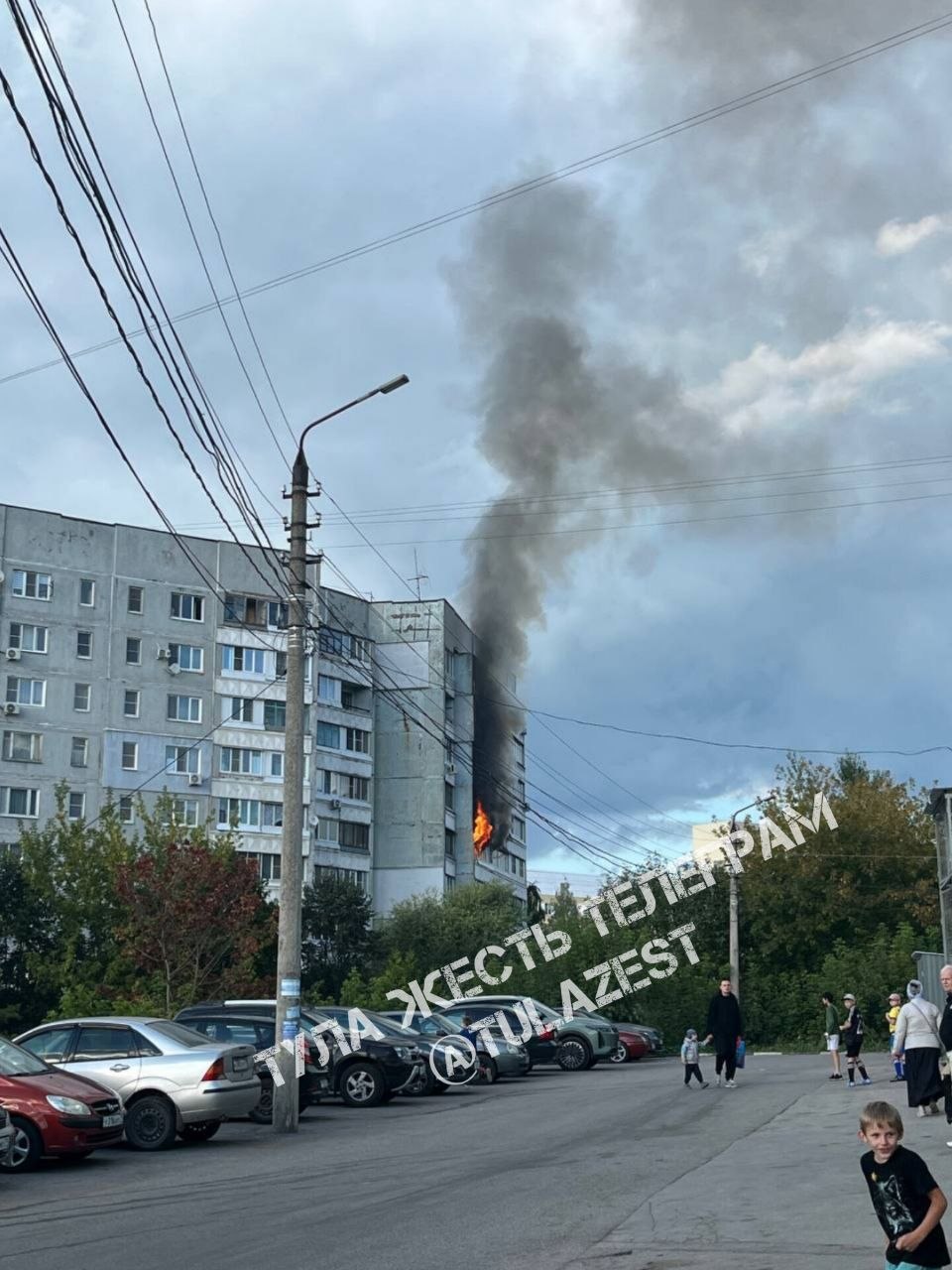 Фотография к публикации «Горит квартира на Майской»