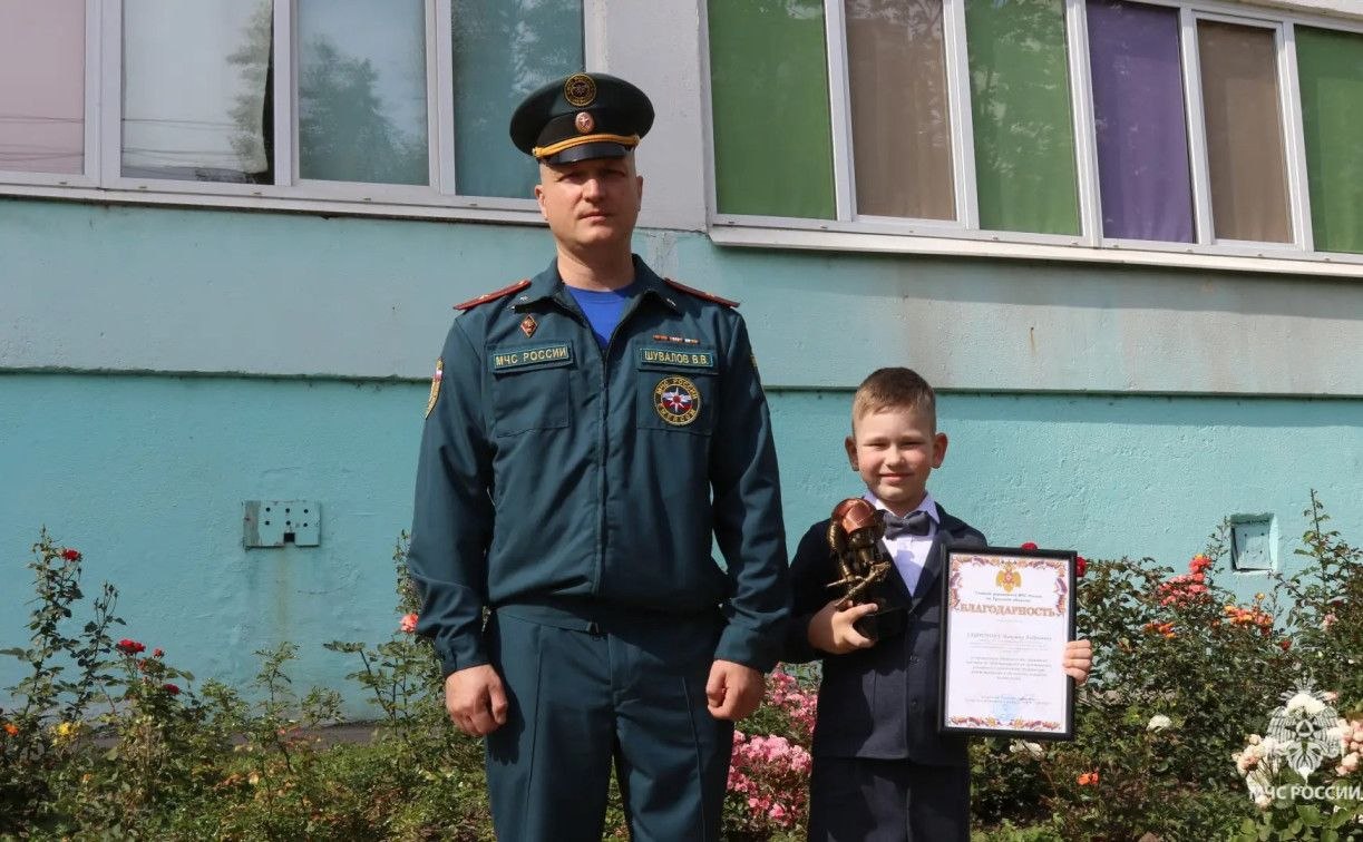 Фотография к публикации «Первоклассник из Тулы предотвратил пожар и спас дома соседей»