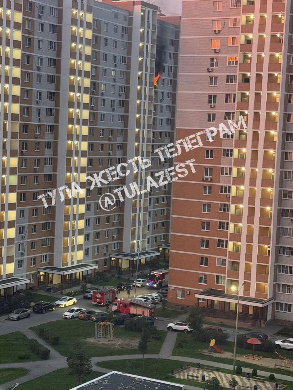Фотография к публикации «Ранним утром горела квартира на Павшинском мосту»
